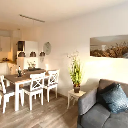 Appartementhaus Westerloog Inselherz 3 Mit Balkon 슈피케로크